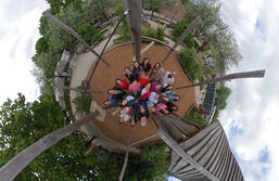 Teamfoto 2025 van bovenaf